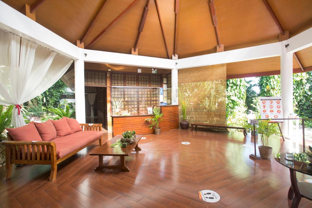 Mandala Spa & Resort Villas Manoc-Manoc Exteriör bild