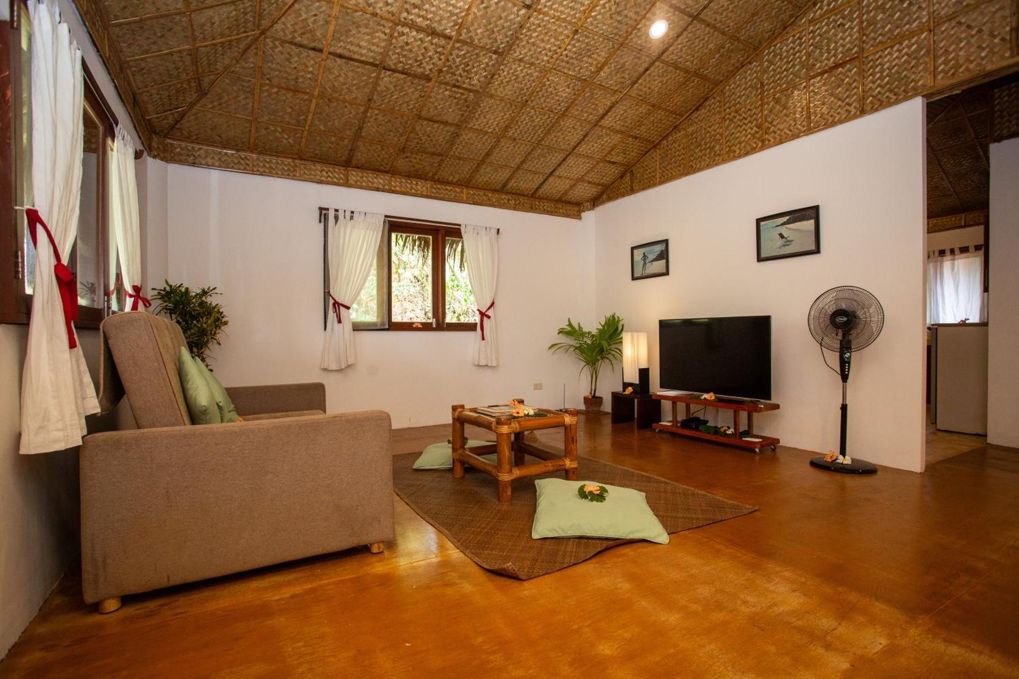 Mandala Spa & Resort Villas Manoc-Manoc Exteriör bild